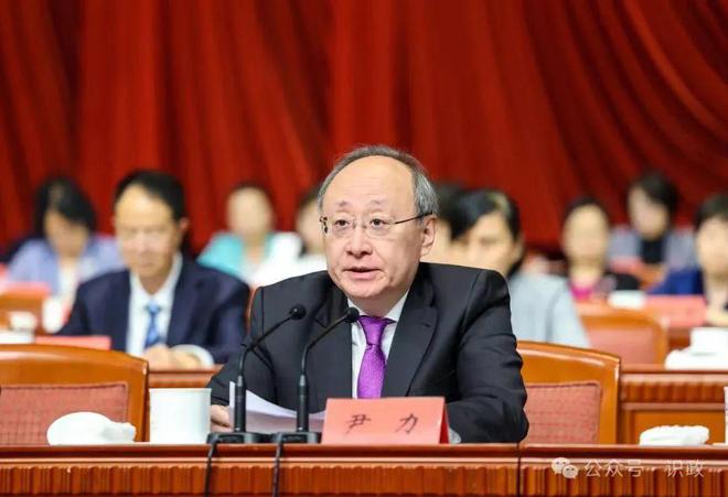 北京市第十五次妇女代表大会召开尹力勉励广大妇女积极投身中国式现代化建设为首都改革发展贡献巾帼力量(图2)